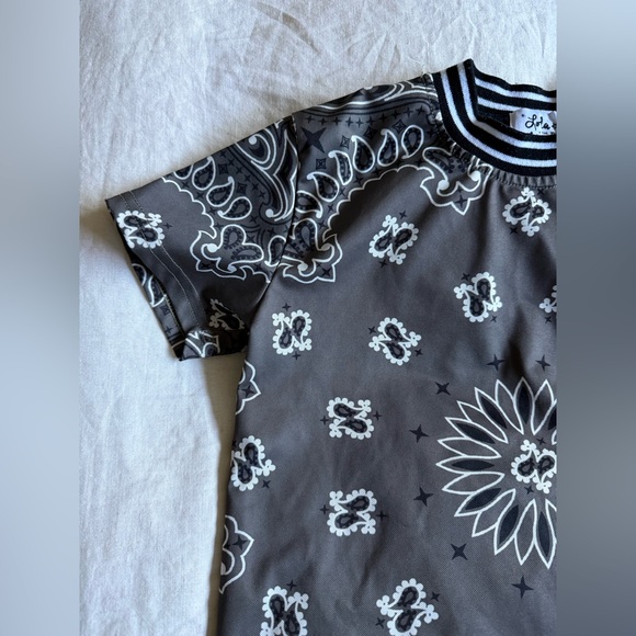 LOLA & THE BOY 🩶 BOYS BANDANA SET Sz 10 🩶 sold out - Picture 8 of 11